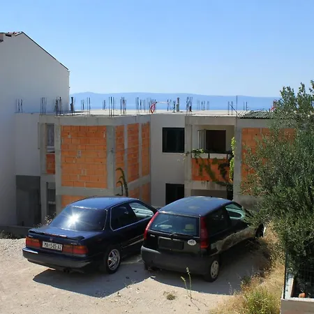 With A Parking Space - 9129 Apartment Makarska