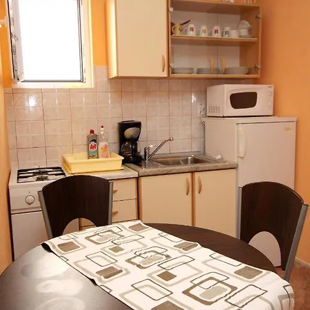 With A Parking Space - 9129 Apartment Makarska
