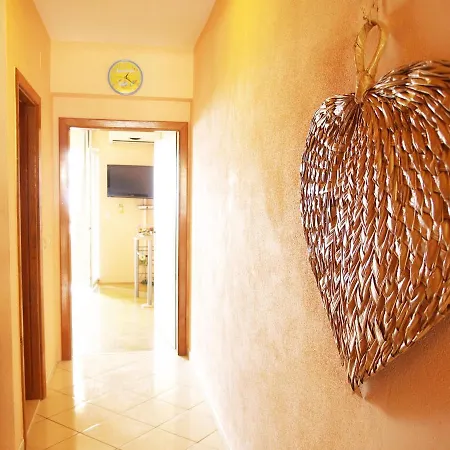 With Parking Space - 9129 شقة ماكارسكا