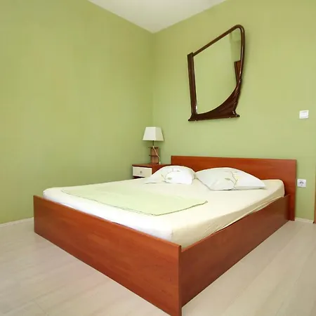 شقة With Parking Space - 9129 *